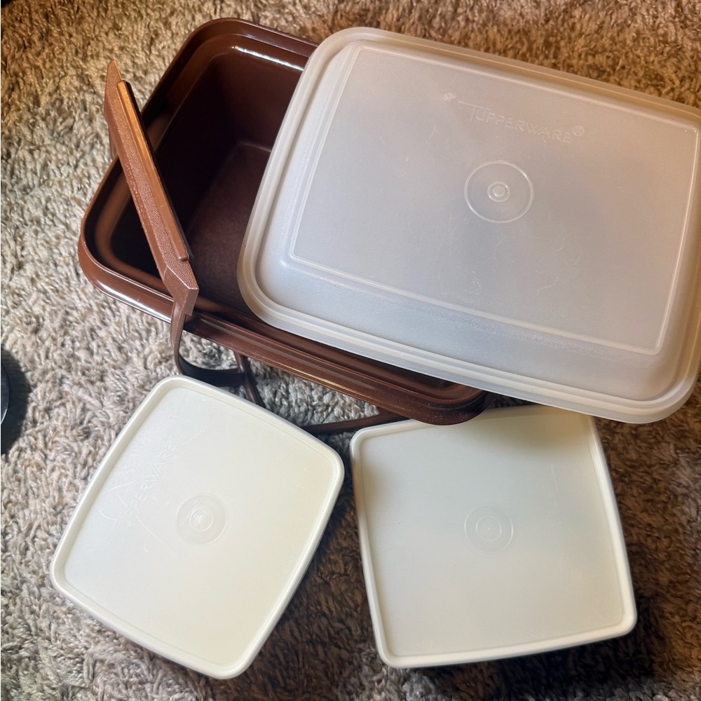 Vintage Tupperware Lunchbox